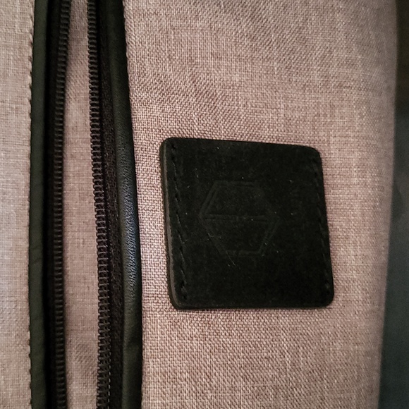 Welden Saunter Satchel - Picture 8 of 12